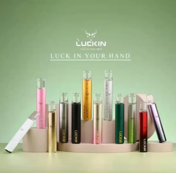 70229785-scaled-1-812x800.jpg-768x757-1.webp 幸運 LUCKIN主機 蠟筆小新聯名款